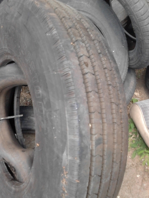 7.00-16 BRIDGESTONE TCDT  พร้อมยางรองและยางใน ปี 2014 มี 1 เส้น โทร.081-427-3941