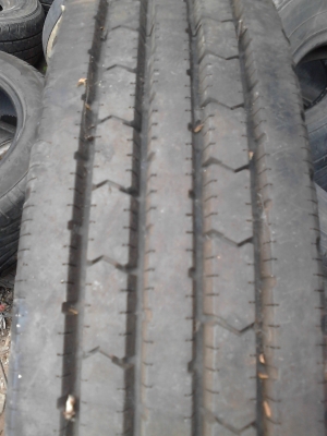 7.00-16 BRIDGESTONE TCDT  พร้อมยางรองและยางใน ปี 2014 มี 1 เส้น โทร.081-427-3941