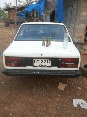 FIAT 2523 เก่าเก็บครับ 1.8โตโยต้า เกียร์ธรรมดา ภาษี56 รถสวยเหมาะสะสม แอร์มีนะครับแต่ไม่เย็น