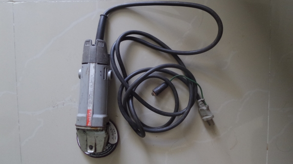 ขายลูกหมู makita