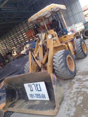 รถตักล้อยาง สภาพพร้อมใช้