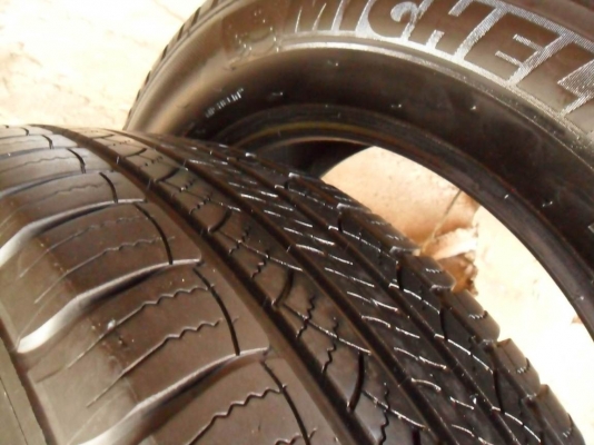 ยางขอบ17 มิชลิน225-65-R17ลงพื้นปี14(4เส้น4,900บ)ดอกหนามาก80\%