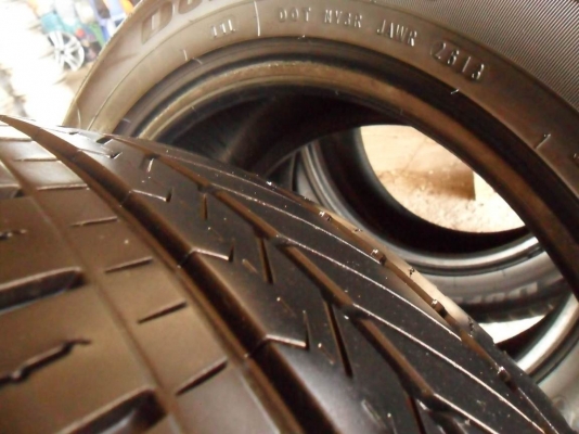 ยางขอบ17 กู๊ดเยียร์ 215-55-R17ลงพื้นปี14 (4เส้น3,900บ)ดอกหนามาก80\%