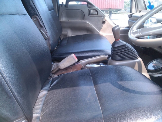 ขาย 390000 บาท 6ล้อตู้แหัง 3บาน พื้นแสตนเลสยาว 5เมตร เอกสารพร้อมโอน