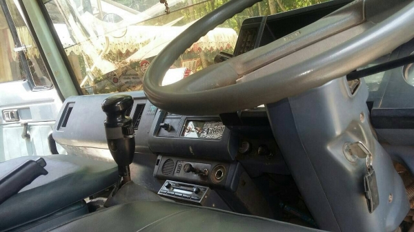 10ล้อดั้ม240แรงนางฟ้าแท้ๆสภาพสวยใชัได้ คัสซีสวยมากเครื่องเดิมเกียร์เดิมสวย....