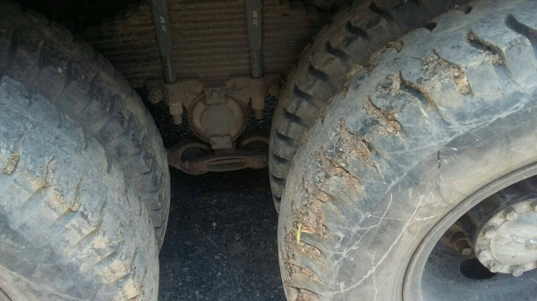 10ล้อดั้ม240แรงนางฟ้าแท้ๆสภาพสวยใชัได้ คัสซีสวยมากเครื่องเดิมเกียร์เดิมสวย....