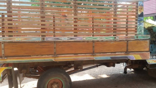 ขายรถอีแต๋น เครื่องRT110 มีสโล ช่วงล่าง ISUZU สภาพพร้อมใช้งาน เอกสารพร้อมโอน สนใจโทร 090-8588220คุณนะ 093-3258446คุณบิว ID:narong498 หรือ www.truck.in.th/498 หรือเพจFacebook ณรงค์ ซื้อขายรถมือสอง (เว็บไซต์ส่วนตัว)