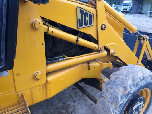 JCB3CX. S/N 39xx มีอินวอยล์ รถสวยแน่นๆ2เพลาใช้ไดปกติ แอร์เย็น...รถสภาพเีดูแลดี