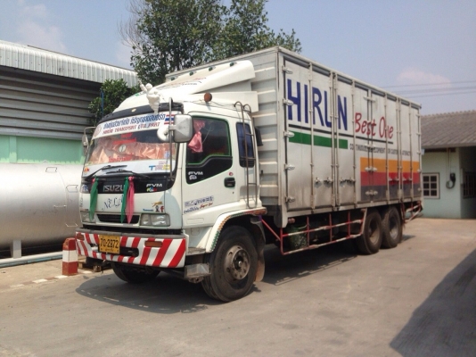 ขายด่วน  รถสิบล้อเพลาเดียวตู้แห้ง  ISUZU  DEGA  200  พร้อมใช้งาน  เอกสารพร้อม