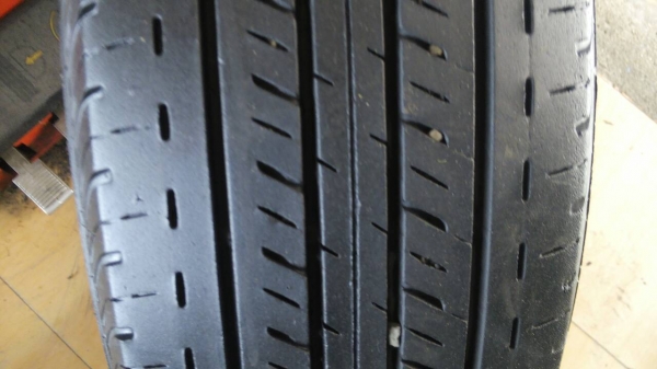 215/70R15 BRIDGESTONE DURAVIS R611 ชุด 4 เส้น โทร.081-427-3941