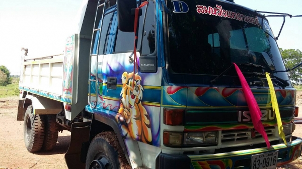 ขาย ISUZU 6 ล้อดั้ม