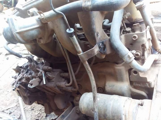 ขายเครื่องยนต์ isuzu 4ja1 90 hp ยกลงจากรถตู้ เครื่องสมบูรณ์พร้อมใช้งาน ไม่หลวม