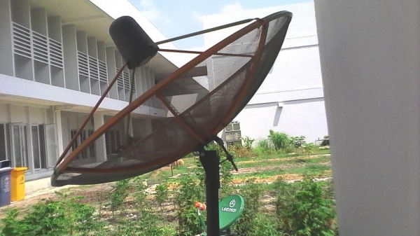 ขายจานดาวเทียม+หัวรับแบบ2จุด