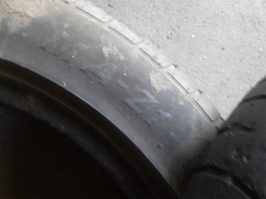 225/55R17 MAXXIS VICTRA มี 2 เส้น Tel.081-427-3941