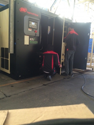 Sale Air Compressor , Overhaul Screw , Air dryer &amp; ติดตั้ง , ตรวจเช็คเครื่องประจำปี Service contract , ถังลมขนาด 50-20,000 ลิตร