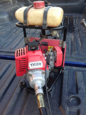 ขายเครื่องตัดหญ้าข้ออ่อนญี่ปุ่น 2 เครื่อง