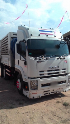 รถอีซูซุ 6 ล้อดั้ม FTR  240 แรงม้า. ปี 53 ( รถวิ่ง 16x,xxx กว่า กม. )   สนใจติดต่อ  081 - 6079515