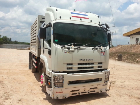 รถอีซูซุ 6 ล้อดั้ม FTR  240 แรงม้า. ปี 53 ( รถวิ่ง 16x,xxx กว่า กม. )   สนใจติดต่อ  081 - 6079515