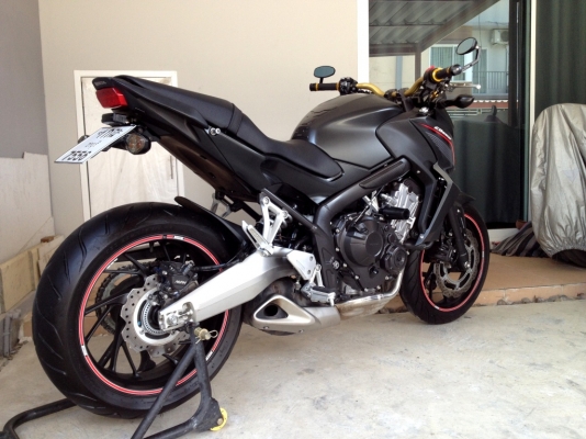 ขาย CB650f ปี2014 พร้อมทะเบียน วิ่งน้อย ราคา 259000 บาท (รับเทริ์น จัดไฟแนนท์)