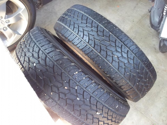 ขายยาง Yokohama HT  30 x 9.5 x 15 ปี 12 มีคู่เดียว