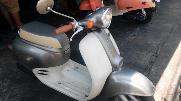 ขาย จิออโน่ มินิเวสป้า พร้อมใช้ สตาร์ทมือ สีเดิม ราคา14500 บาท ทดลองขับได้ ติดต่อ 0814492269