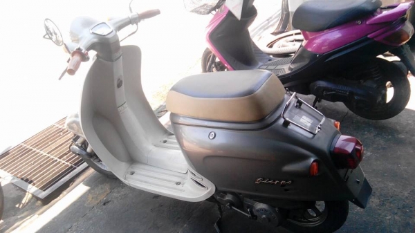 ขาย จิออโน่ มินิเวสป้า พร้อมใช้ สตาร์ทมือ สีเดิม ราคา14500 บาท ทดลองขับได้ ติดต่อ 0814492269