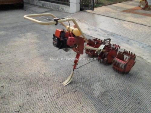 เครื่องกำจัดวัชพืชในร่องข้าว   MARUYAMA    MC  รหัสสินค้า : 80802455 หรือเพิ่มเติมไดที่ www.nihonmono.com