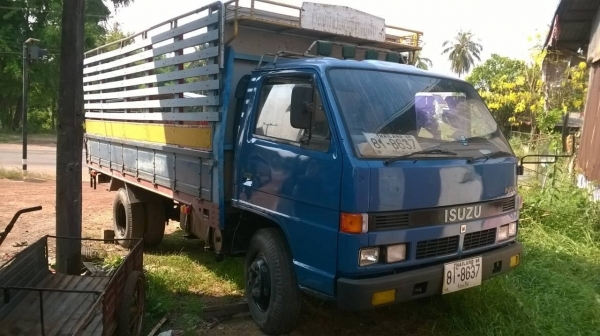 ขาย NPR 115 ห้างแท้ปี 34 ยาว 4.30 เมตร เครื่อง 4BD1 115 แรงม้า คัสซีสวยใช้ได้ เกียร์สั้น ทะเบียนพร้อมโอน ราคาต่อรองได้