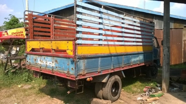 ขาย NPR 115 ห้างแท้ปี 34 ยาว 4.30 เมตร เครื่อง 4BD1 115 แรงม้า คัสซีสวยใช้ได้ เกียร์สั้น ทะเบียนพร้อมโอน ราคาต่อรองได้