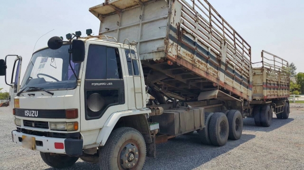 ขายรถบรรทุก 18 ล้อพ่วงแม่ลูกดัมพ์ ISUZU ROCKY 240 แรงม้าโค๊ชK ปี 2537หางพ่วง 2 เพลาอู่พนัสปี 2537 ราคา 1200000