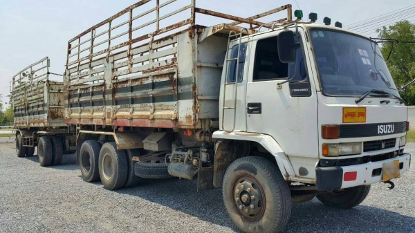 ขายรถบรรทุก 18 ล้อพ่วงแม่ลูกดัมพ์ ISUZU ROCKY 240 แรงม้าโค๊ชK ปี 2537หางพ่วง 2 เพลาอู่พนัสปี 2537 ราคา 1200000