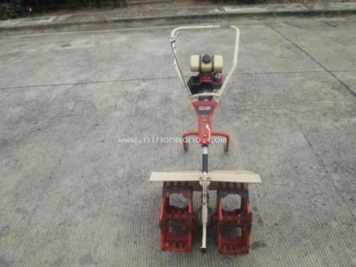 เครื่องกำจัดวัชพืชในร่องข้าว   MARUYAMA   MA3  รหัสสินค้า : 80802475 หรือเพิ่มเติมไดที่ www.nihonmono.com