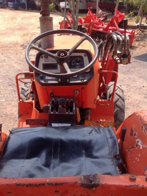 แทรกเตอร์คูโบต้า 2002 สภาพใช้งานได้ดีทุกอย่าง ขายพร้อมผานดันหน้า และ ผานหลัง แทรกเตอร์คูโบต้า 2002 สภาพใช้งานได้ดีทุกอย่าง ขายพร้อมผานดันหน้า และ ผานหลัง