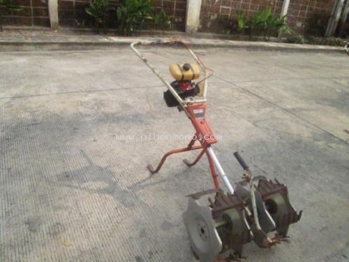 เครื่องกำจัดวัชพืชในร่องข้าว   MARUYAMA  MA3   รหัสสินค้า : 80802483 หรือเพิ่มเติมไดที่ www.nihonmono.com