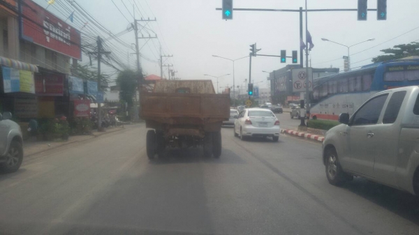 มาถึงแล้วดูได้เลยมี2คัน ขาย (NPR130แรง-265,000บ NPR120แรง-245,000บ)  ☆☆☆เป็นยังไงครับโดนน้ำล่างแฟ๊บใหม่เหมือนแกะกล่อง ครับ☆☆☆