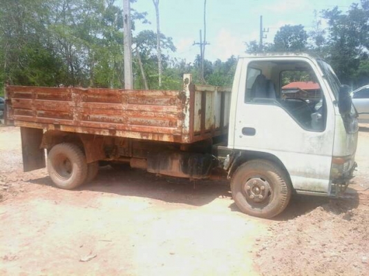 มาถึงแล้วดูได้เลยมี2คัน ขาย (NPR130แรง-265,000บ NPR120แรง-245,000บ)  ☆☆☆เป็นยังไงครับโดนน้ำล่างแฟ๊บใหม่เหมือนแกะกล่อง ครับ☆☆☆