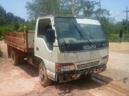 มาถึงแล้วดูได้เลยมี2คัน ขาย (NPR130แรง-265,000บ NPR120แรง-245,000บ)  ☆☆☆เป็นยังไงครับโดนน้ำล่างแฟ๊บใหม่เหมือนแกะกล่อง ครับ☆☆☆