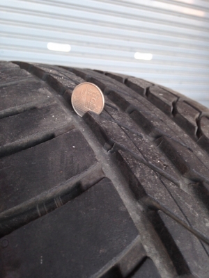 ขายยาง Goodyear F1 225/40/18 Germany ปี13 น้องๆยางใหม่