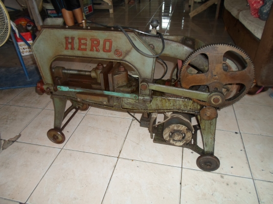 แท่นเลื่อย HERO 16 นิ้ว พร้อมใช้ ไฟบ้าน 7,500