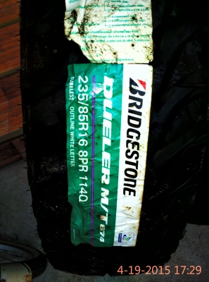 ยางใหม่ ปี 13  บริจโตน mud 235/85R 16  8PR   หน้าแคบ