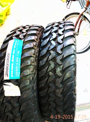 ยางใหม่ ปี 13  บริจโตน mud 235/85R 16  8PR   หน้าแคบ