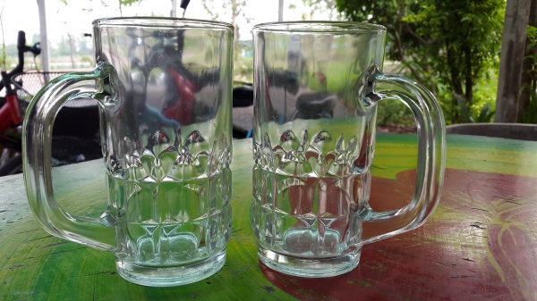 แก้วดอกไม้ แก้วเป็ปซี่ งานเก่า หายาก ตอกลายมงกุฎ ใบละ 50