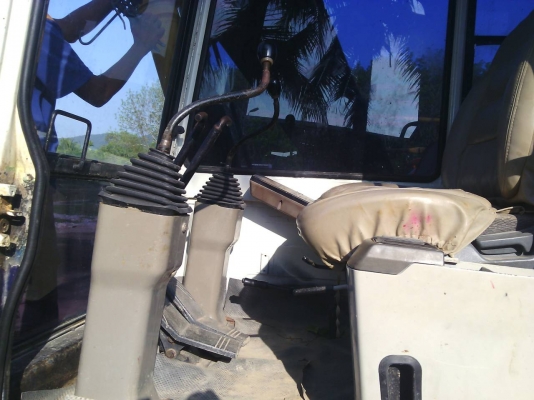 รถแบคโฮ KOMATSU  PC 120 - 5   สนใจติดต่อ  081 - 6079515