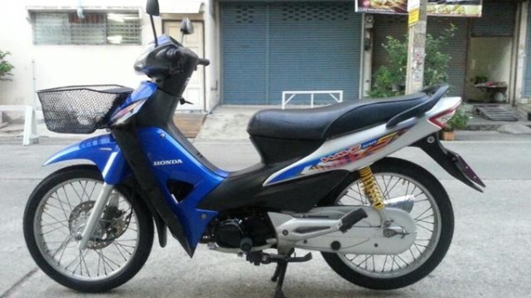 Honda wave100s ubox รถบ้าน เครื่องดีมาก 16,500