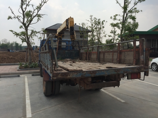 ISUZU. NPR57Lเครื่อง4BC2เครน2.5