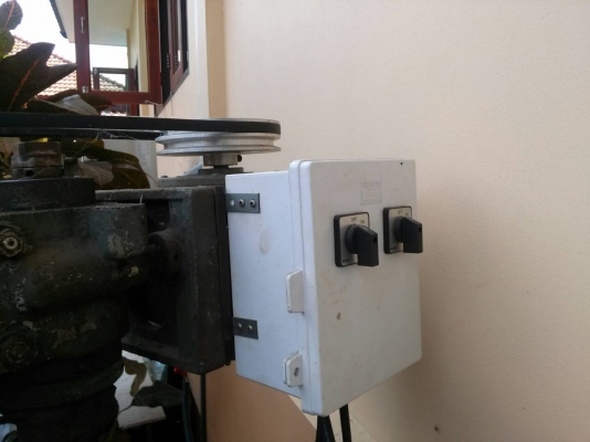 ขายเครื่องเจียระไน โต๊ะหมุน ขายเครื่องเจียระไน โต๊ะหมุน