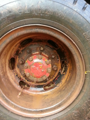 ขายด่วนISUZUROCKY195หกล้อดั้มยาง900สภาพพร้อมใช้งานสุดๆราคาเบาๆโทร0843923995