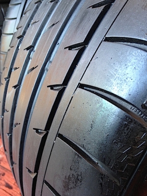 ขายยาง Continental made in czech 265/40/18 ปี12 สวยดอกหนา