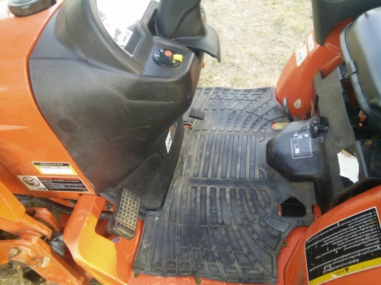 คูโบต้า B2420 พร้อมใบมีดผานพรวนผานบุกอุปกรณ์3อย่างไปเลยครับ190000