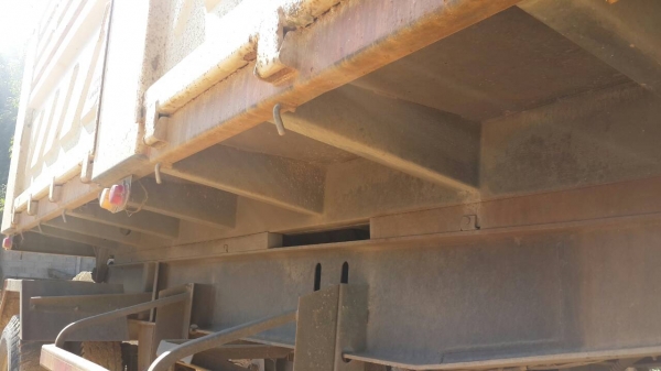 รถอีซูซุ 10 ล้อดั้ม  FXZ  270 แรงม้า. ปี 47  ( ขาย แม่ , ลูก. )   สนใจติดต่อ  081 - 6079515